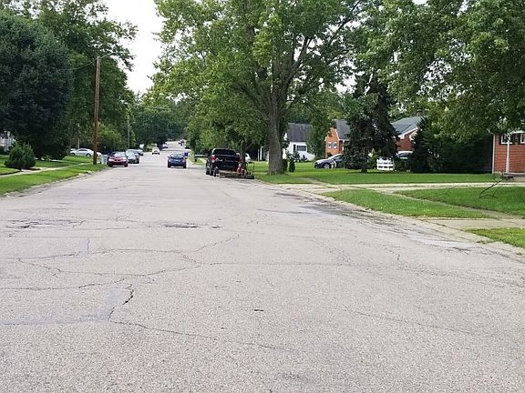 4th image of 901 Carlisle Ave
