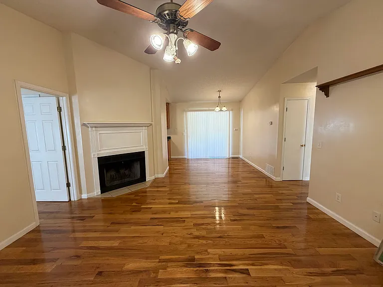 6027 Mitchell St — Photo 19