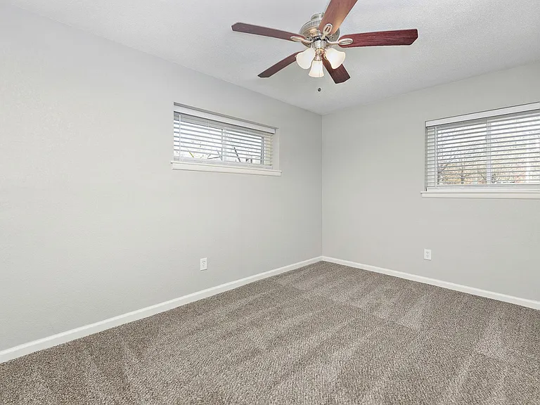 3700-3710 Warwick Blvd — Photo 18