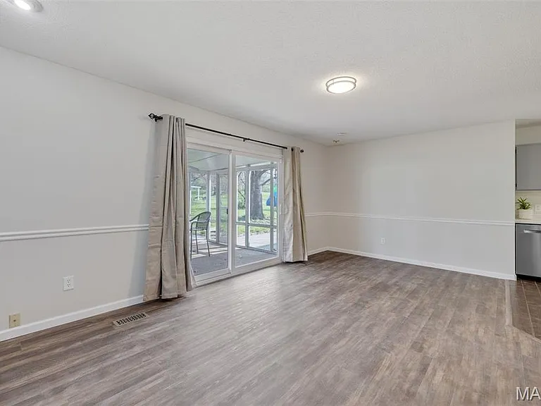 4649 McIlroy Dr — Photo 15