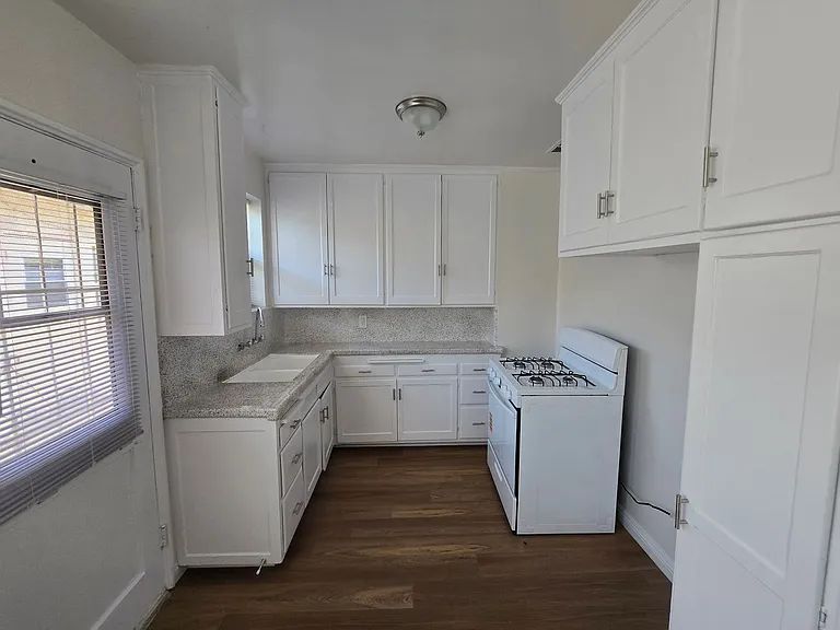 11632 Garden Grove Blvd #36 — Photo 7