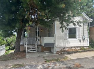 109 E Pitt St, Canonsburg, PA 15317