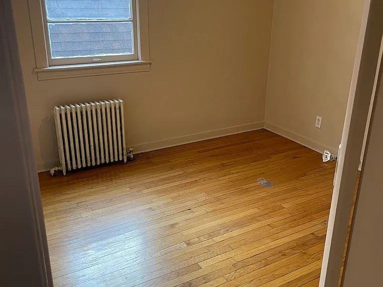 101 E 23rd St #2 — Photo 6