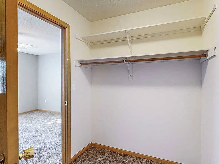 Northbrook Apartments — Photo 137