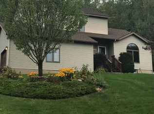 1303 Tioga Ave, Duluth, MN 55804