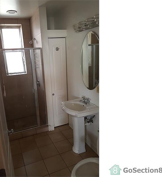 1st image of 7722 S Cornell Ave #3W