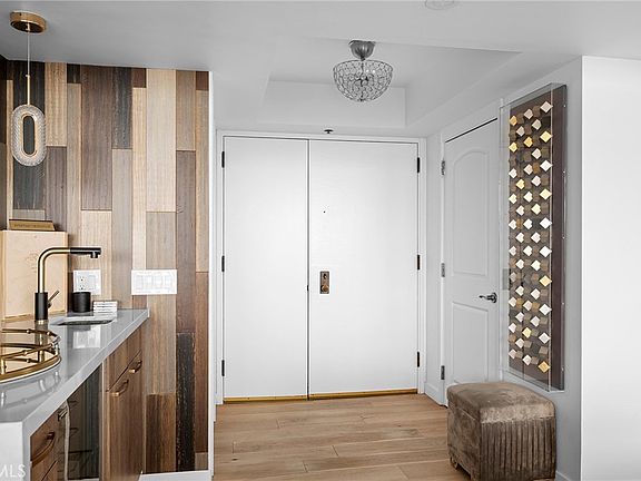 5th image of 222 Monterey Rd Unit 1603