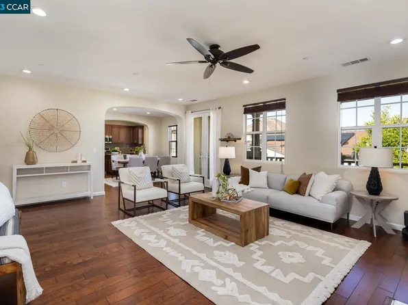 7632 Stoneleaf Rd, San Ramon, CA 94582