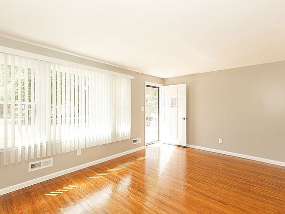 5th image of 6601 Connie Dr