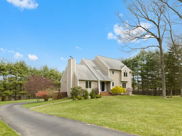 12 Juniper Drive, Farmington, CT 06032