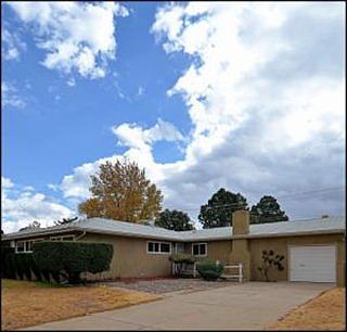 2nd image of 6008 Woodford Pl NE