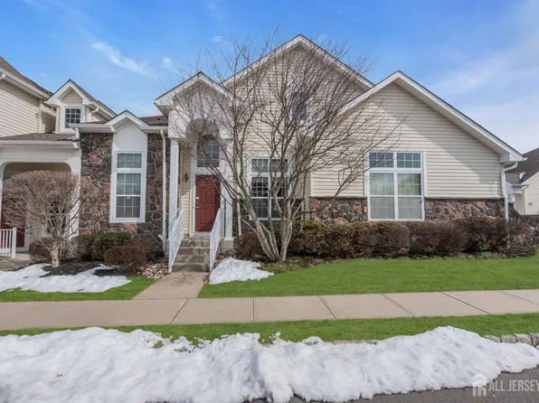 802 Schindler Dr N, Monmouth Junction, NJ 08852