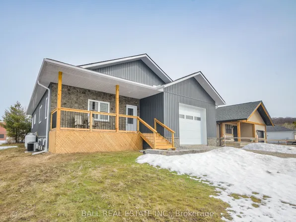 9 Williams Dr, Bancroft, ON K0L 1C0
