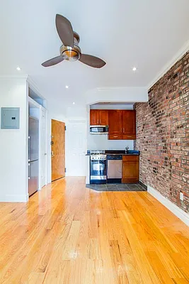 Rented by Centennial Properties NY | media 21