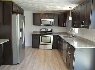 636 Putnam Pike, Smithfield, RI 02828