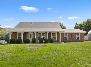 4982 Bristol Rock Rd, Florissant, MO 63033