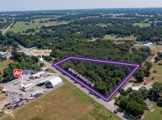 N Gentry Blvd, Gentry, AR 72734