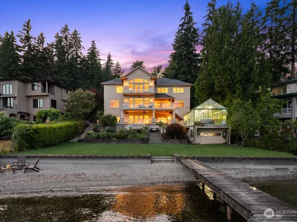 454 W Lake Sammamish Parkway NE, Bellevue, WA 98008