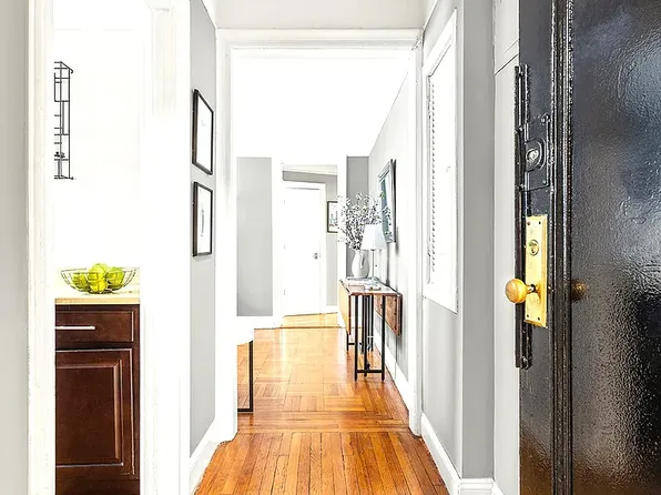 400 Lincoln Pl APT 2E, Brooklyn, NY 11238