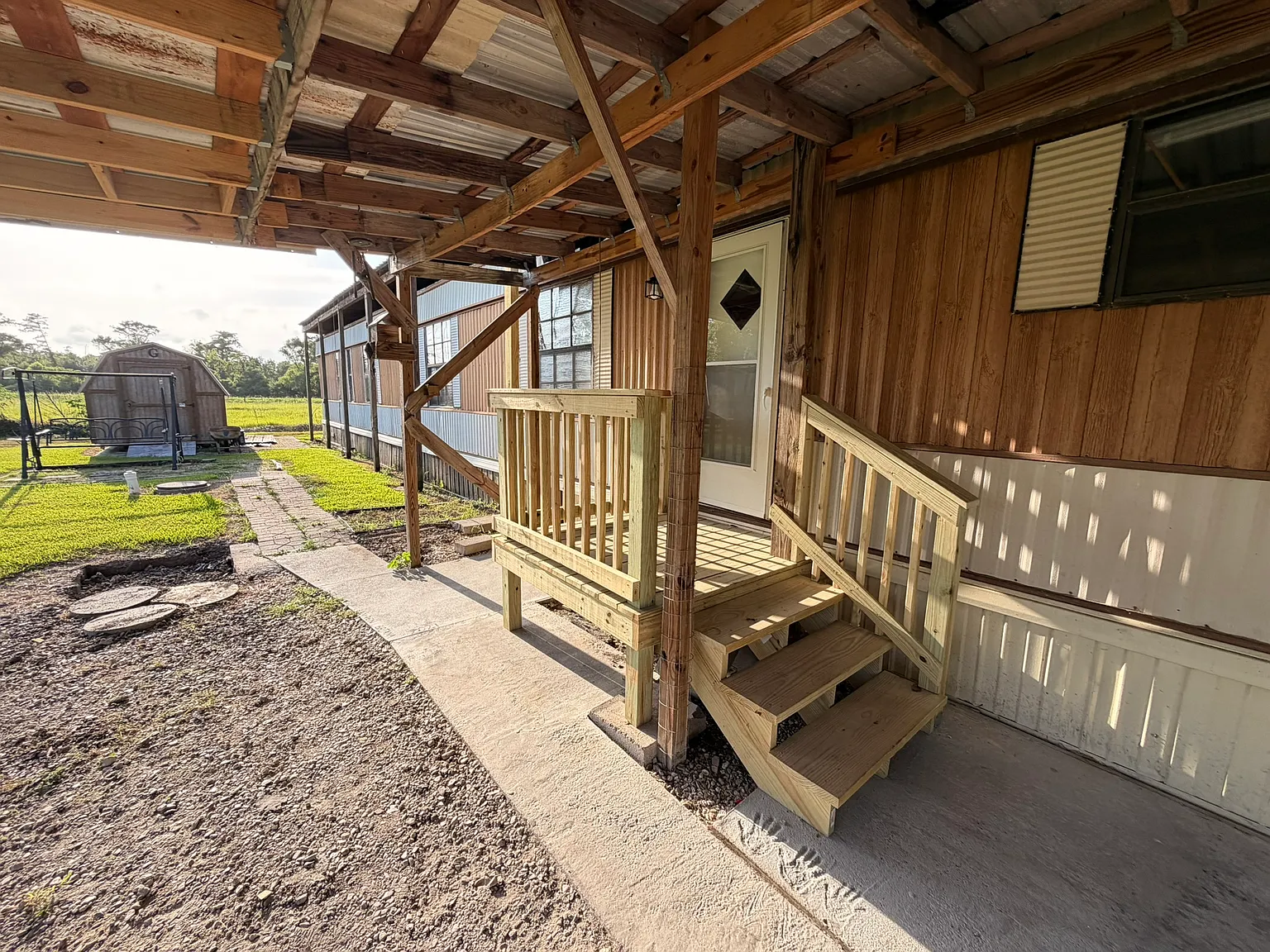 3 bed, 1000 sqft, $1,250 — Photo 3