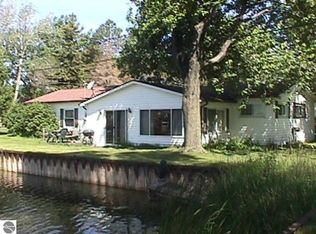 5468 Elm St, Standish, MI 48658