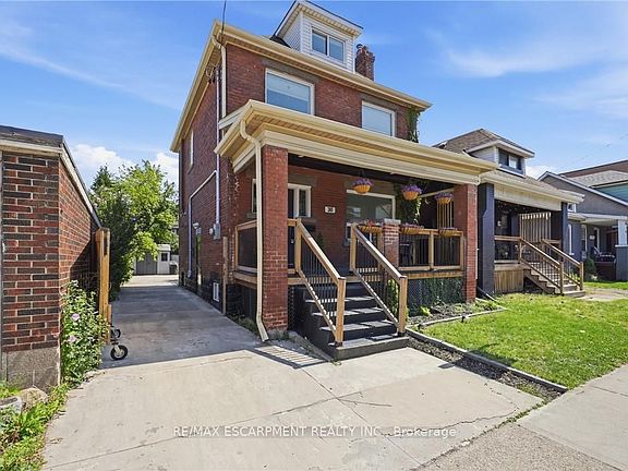 2nd image of 30 Lottridge St