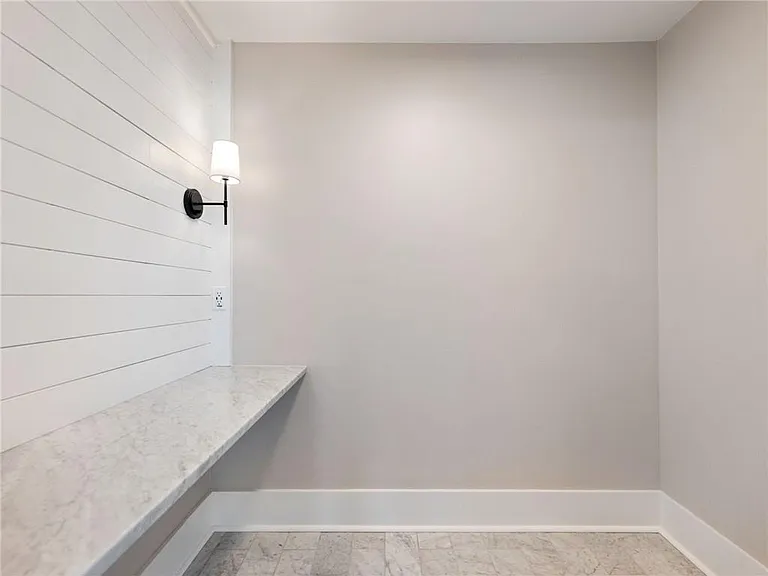 3965 Hamilton View Way — Photo 41