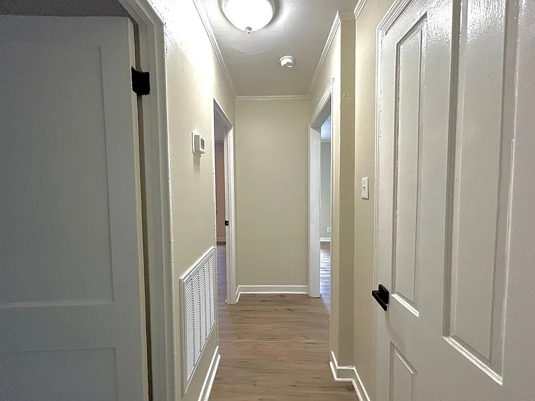 3540 White St — Photo 9