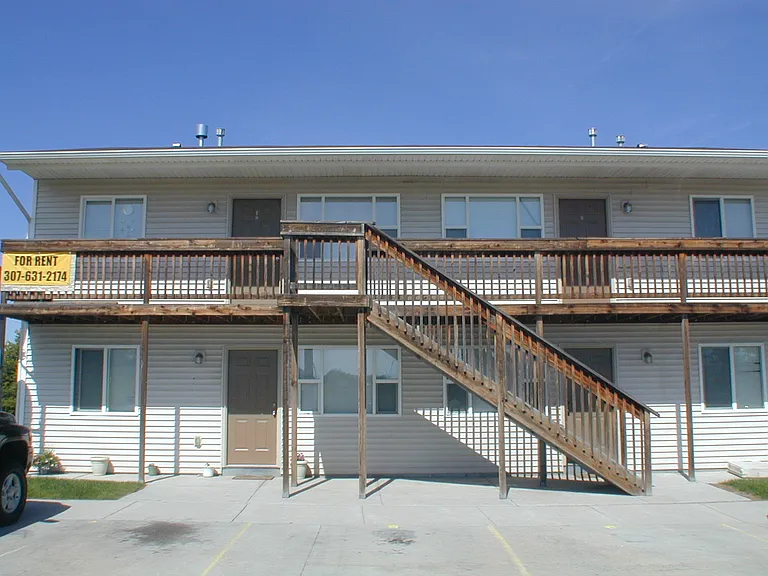 304 Snyder Ave — Photo 1
