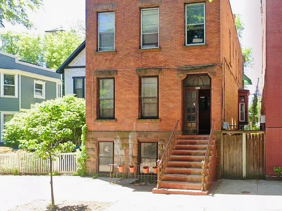 338 Madison Ave #2