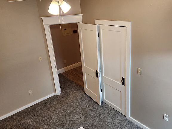 5th image of 1120 Wealthy St SE #4E