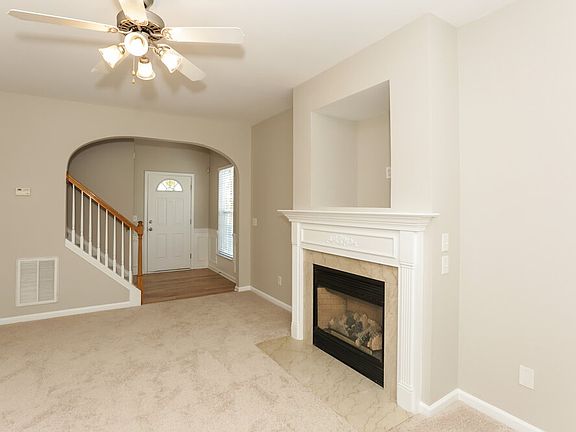 3rd image of 2542 Carmathen Rd