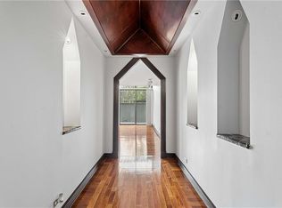 2660 Peachtree Rd NW APT 4A, Atlanta, GA