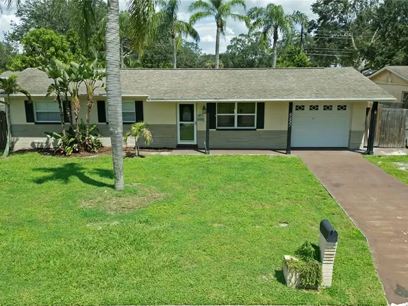 11531 116th St N, Largo, FL 33778