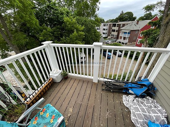 4th image of 549 Washington St #6
