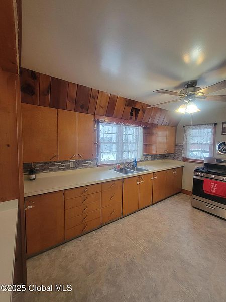 2nd image of 17 Rogers Street