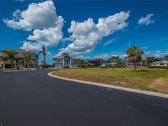2nd image of 231 Dolphin Cove Ct