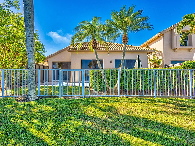 919 Augusta Pointe Dr — Photo 54