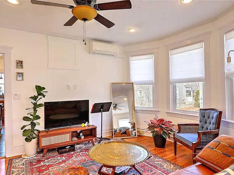 430 Morris Ave #2 — Photo 7