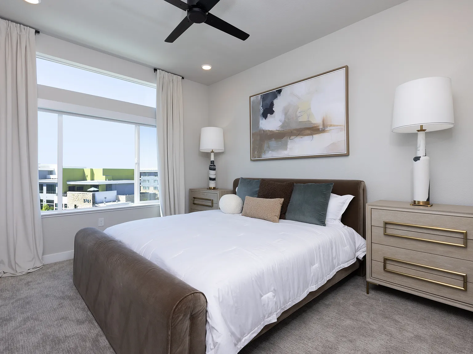 Amara Luxury Apartments — Photo 4
