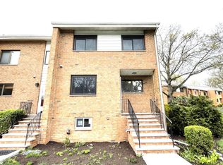 6 Inwood Rd, Middletown, NY 10941