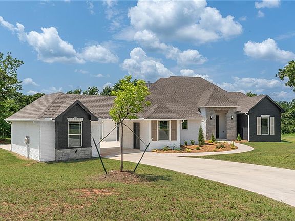 3rd image of 9517 Emma Ct
