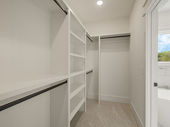 5th image of 1938 Grace Johns Cir