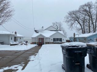 9011 W End Dr, Portage, MI 49002