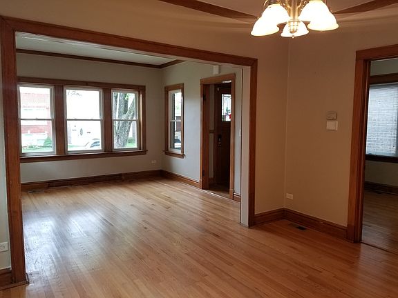 3rd image of 1409 Scoville Ave