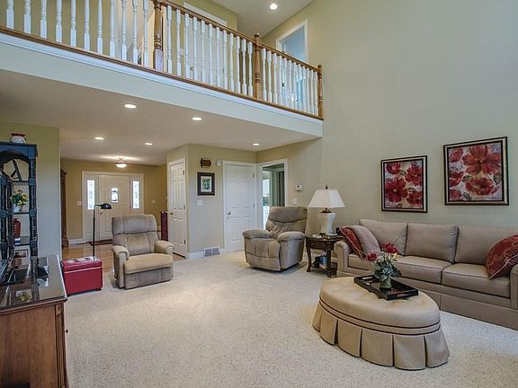 3rd image of 1950 Teakwood Dr