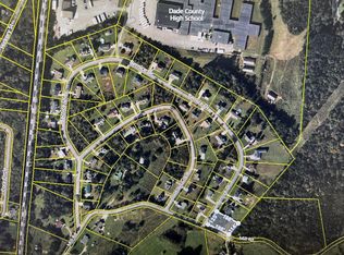 27 Bernice Dr, Trenton, GA 30752