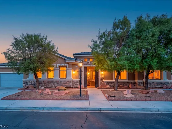 8114 Villa Del Cielo St, Las Vegas, NV 89131