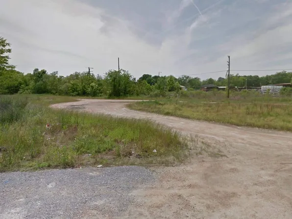 W Academy St, Canton, MS 39046