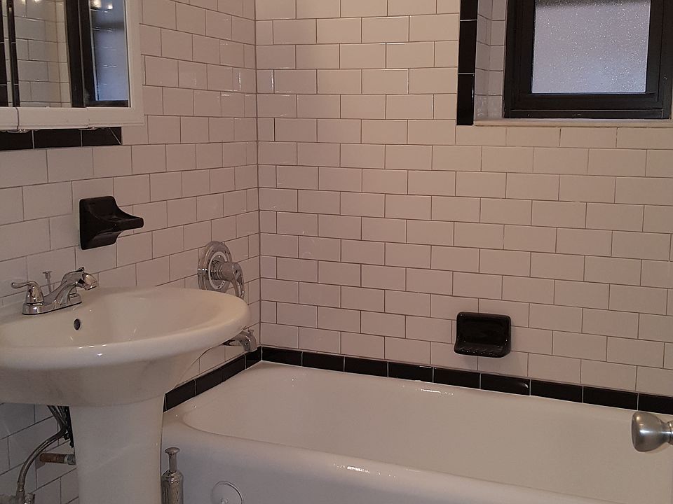 2nd image of 1420 Ocean Pkwy APT B5